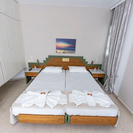 Helen Suites 헐소니소스 외부 사진