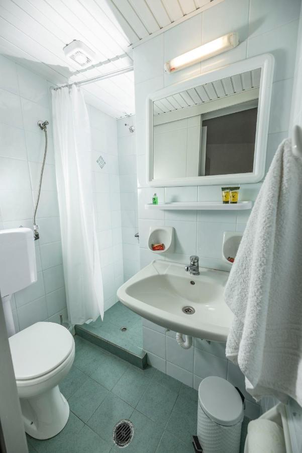 Helen Suites 헐소니소스 외부 사진